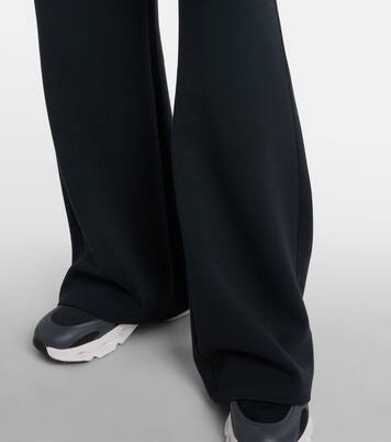 Pantalon évasé 24.7 ImpossiblySoft évasé à taille haute | Nike