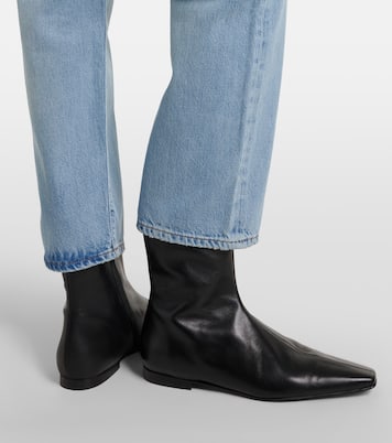 The Off Duty Hang straight jeans | Frame