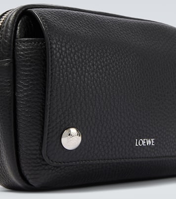 Bolso al hombro Pebble Small de piel | Loewe