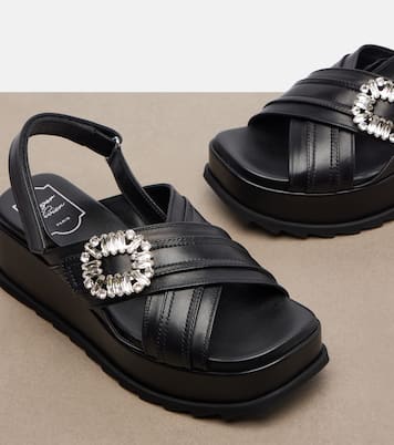 Sandales compensées Strass Buckle en cuir | Roger Vivier