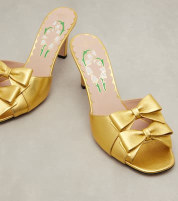 Pantoletten Bowow 75 aus Metallic-Leder | Valentino Garavani