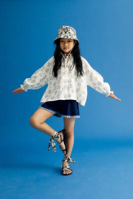 Olivia floral linen blouse | The New Society