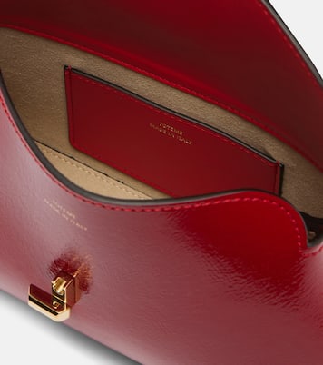 Clutch T-Lock Mini aus Lackleder | Toteme