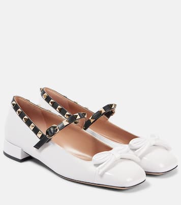 Mary-Jane-Ballerinas Rockstud Bow mit Lackleder | Valentino Garavani