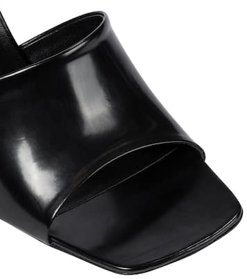 Pantoletten Liliana aus Leder | By Far