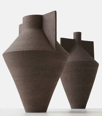 Jana ceramic vase by Antonio Forteleoni | Cappellini