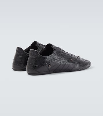 Baskets City en cuir à clous | Balenciaga