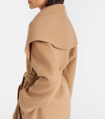 Harris cashmere coat | Gabriela Hearst