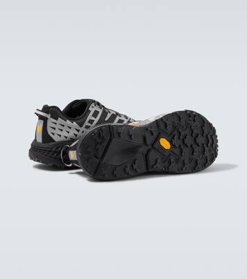 Stealth/Tech Speedgoat 2 sneakers | Hoka One One