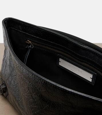 Le City leather clutch | Balenciaga
