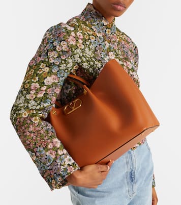 Tote Bag VLogo Medium aus Leder | Valentino Garavani