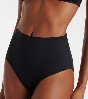 Remember high-rise bikini bottoms | Eres