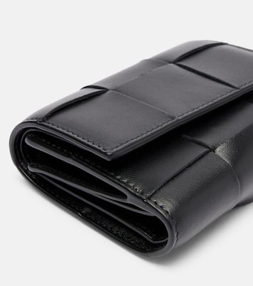Portafoglio Cassette Small in pelle Intreccio | Bottega Veneta