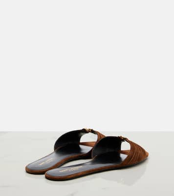 سلايدز من الجلد السويدي Cassandre | Saint Laurent