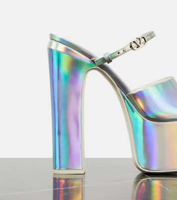 Plateausandalen Tan-Go 155 aus Metallic-Leder | Valentino Garavani