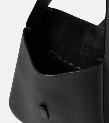 Le 5 à 7 Small leather shoulder bag | Saint Laurent