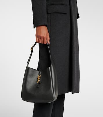 Le 5 à 7 Small leather shoulder bag | Saint Laurent