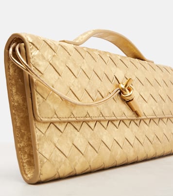 Andiamo Intrecciato metallic leather clutch | Bottega Veneta