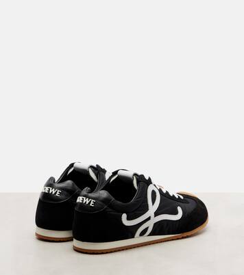 Sneakers Ballet Runner 2.0 mit Veloursleder | Loewe