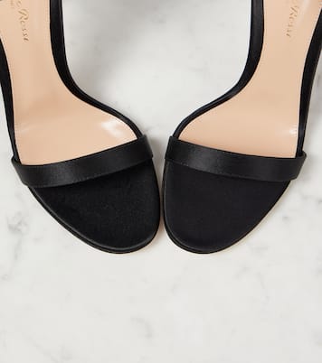 Sandalen Adore 105 aus Satin mit Kristallen | Gianvito Rossi