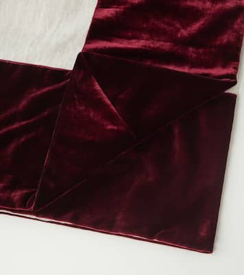 Velvet-trimmed linen tablecloth | Once Milano