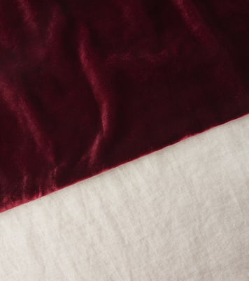 Velvet-trimmed linen tablecloth | Once Milano