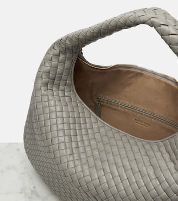 Maxi Veneta leather shoulder bag | Bottega Veneta