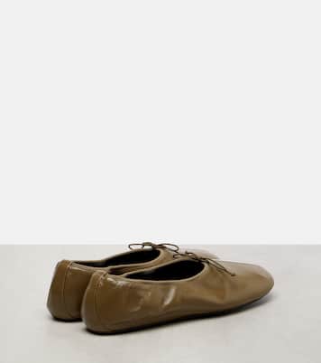 Ballerinas aus Leder | Phoebe Philo