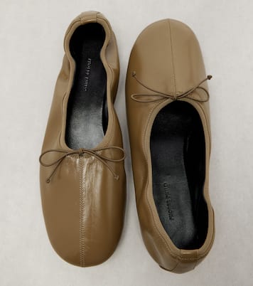 Ballerinas aus Leder | Phoebe Philo