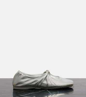 Pebble Soft metallic leather ballet flats | Loewe