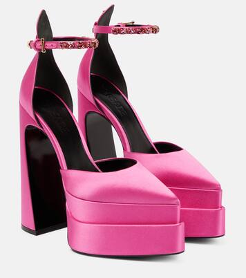 Plateau-Pumps Aevitas Pointy aus Satin | Versace