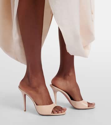 Elodie 105 patent leather mules | Amina Muaddi