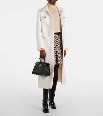 Antibes Small leather tote bag | Valentino Garavani