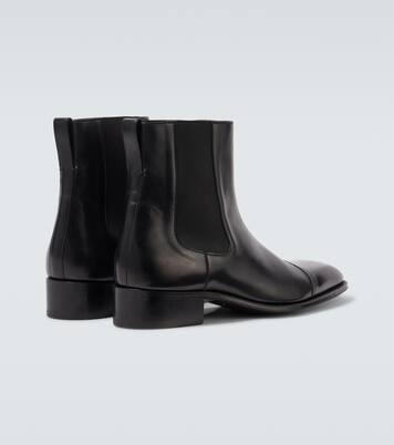 بوت تشيلسي من الجلد Hainaut | Tom Ford
