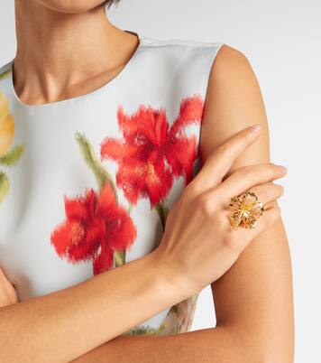 Hibiscus Flower ring | Oscar de la Renta