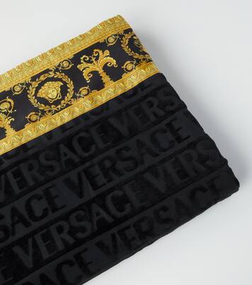 I Love Baroque cotton terry beach towel | Versace Home