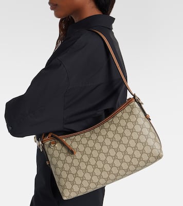 Schultertasche GG Emblem Medium aus Canvas  | Gucci
