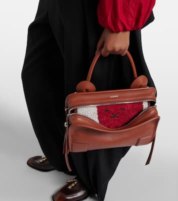Tote Bag Amazona 180 Lion Medium aus Leder | Loewe