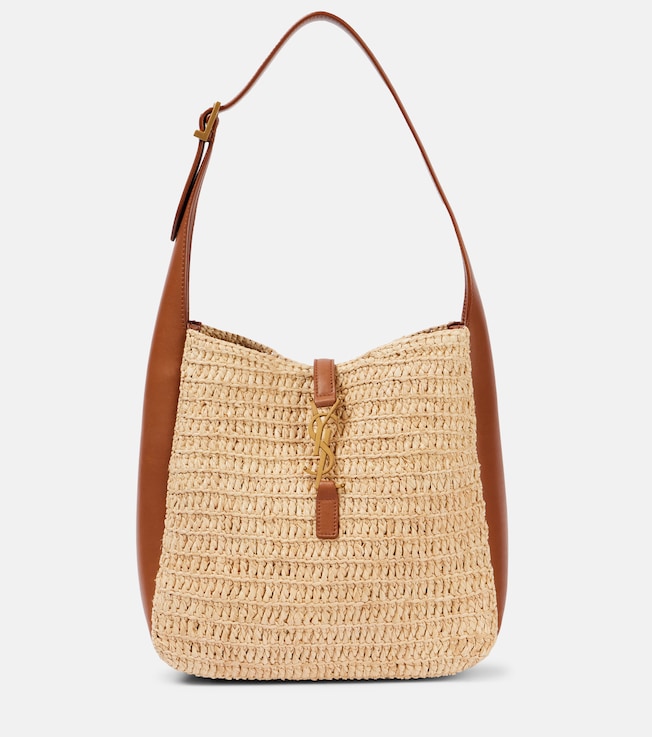 Le 5 à 7 Small raffia shoulder bag