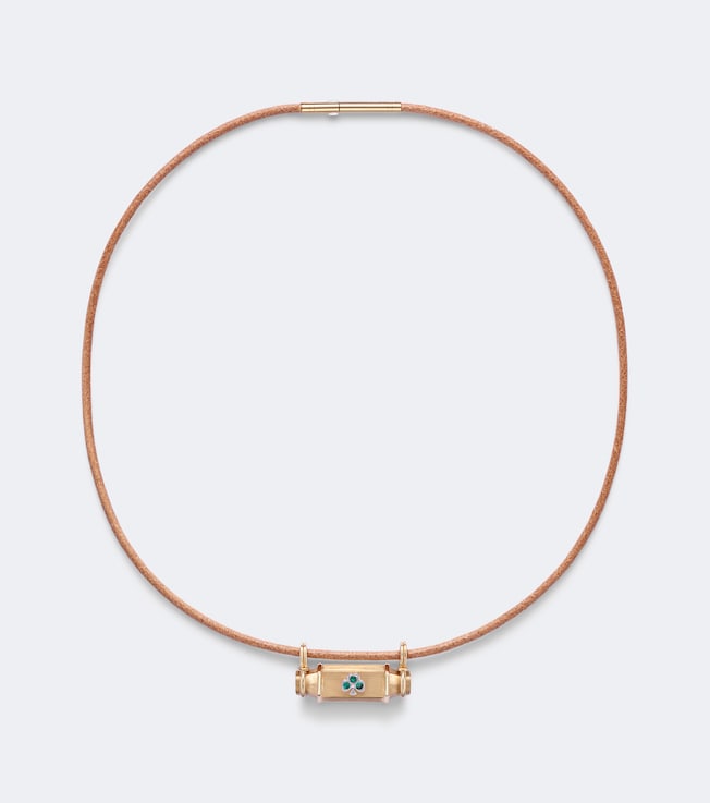 Clover Smash 18kt gold and leather locket necklace with emeralds