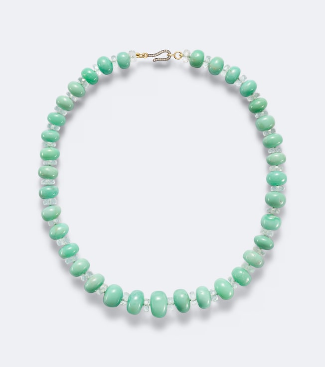 Beaded necklace with gemstones