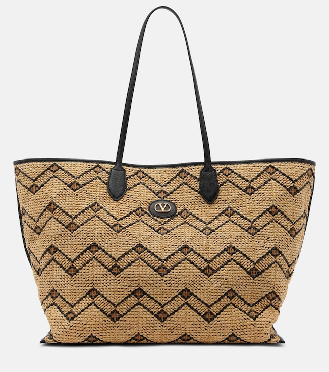 VLogo Large raffia tote bag