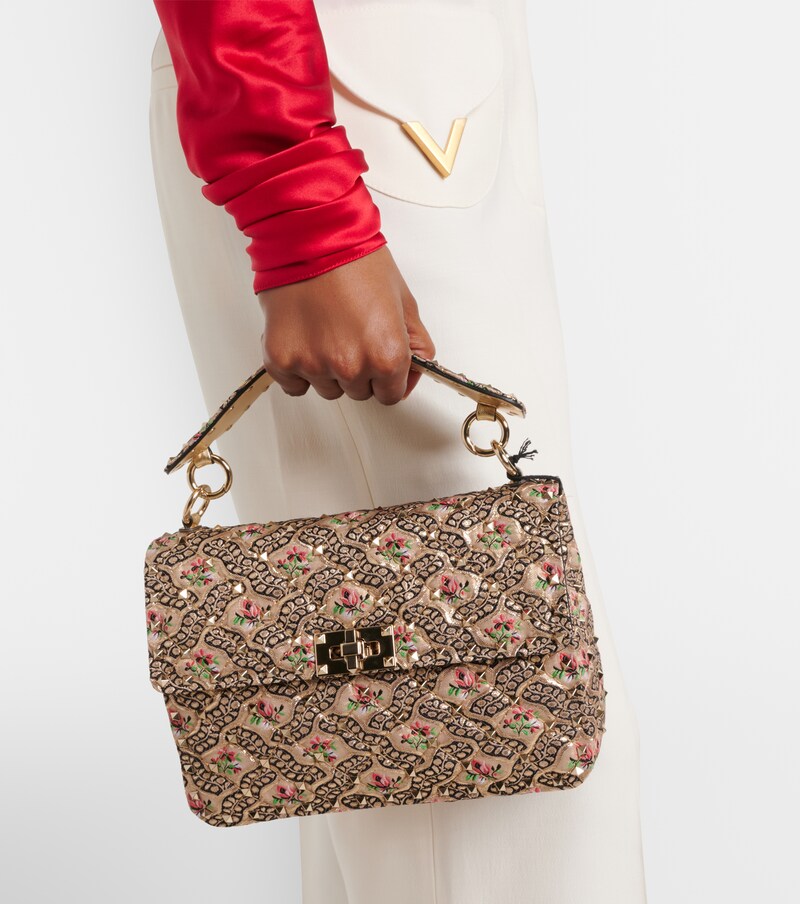 Rockstud Spike Medium top-handle bag
