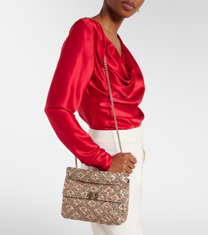 Rockstud Spike Medium top-handle bag