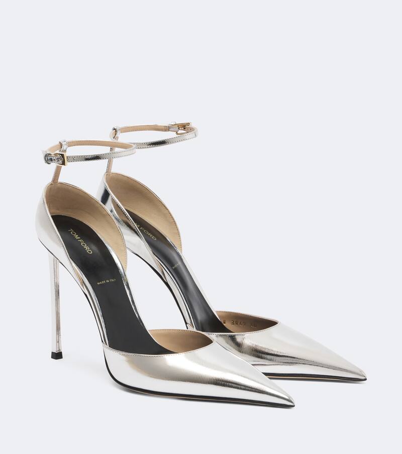 Metallic leather pumps