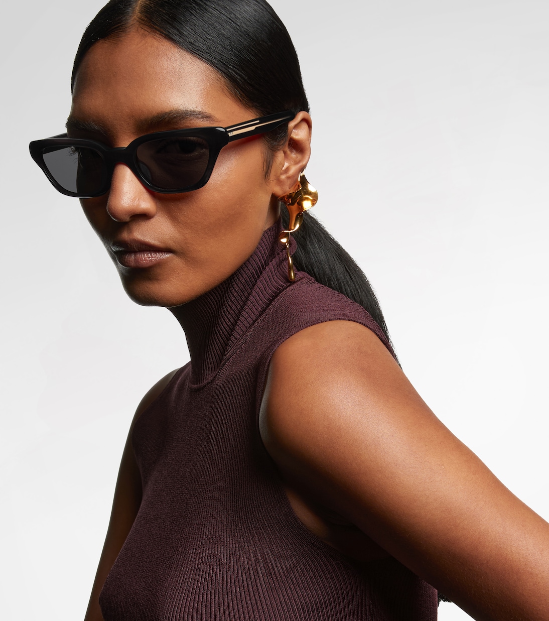 Occhiali da sole cat-eye KHAITE x Oliver Peoples 1983C per uno stile giovane e moderno