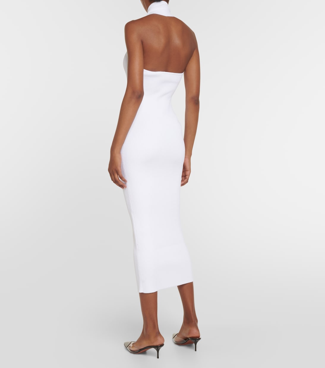 Vestido ajustado de corte medio con detalle de tirantes al estilo Alaïa para jóvenes modernos