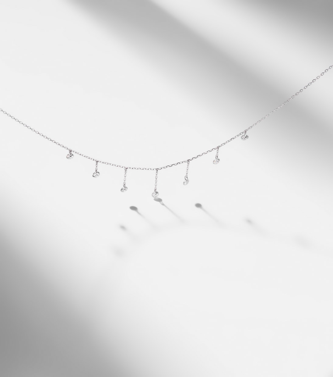 Collana in oro bianco 18kt PERSÉE La Foule con diamanti, design moderno per giovani