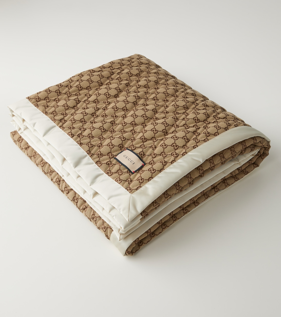 Manta acolchada de mezcla de algodón con GG  | Gucci