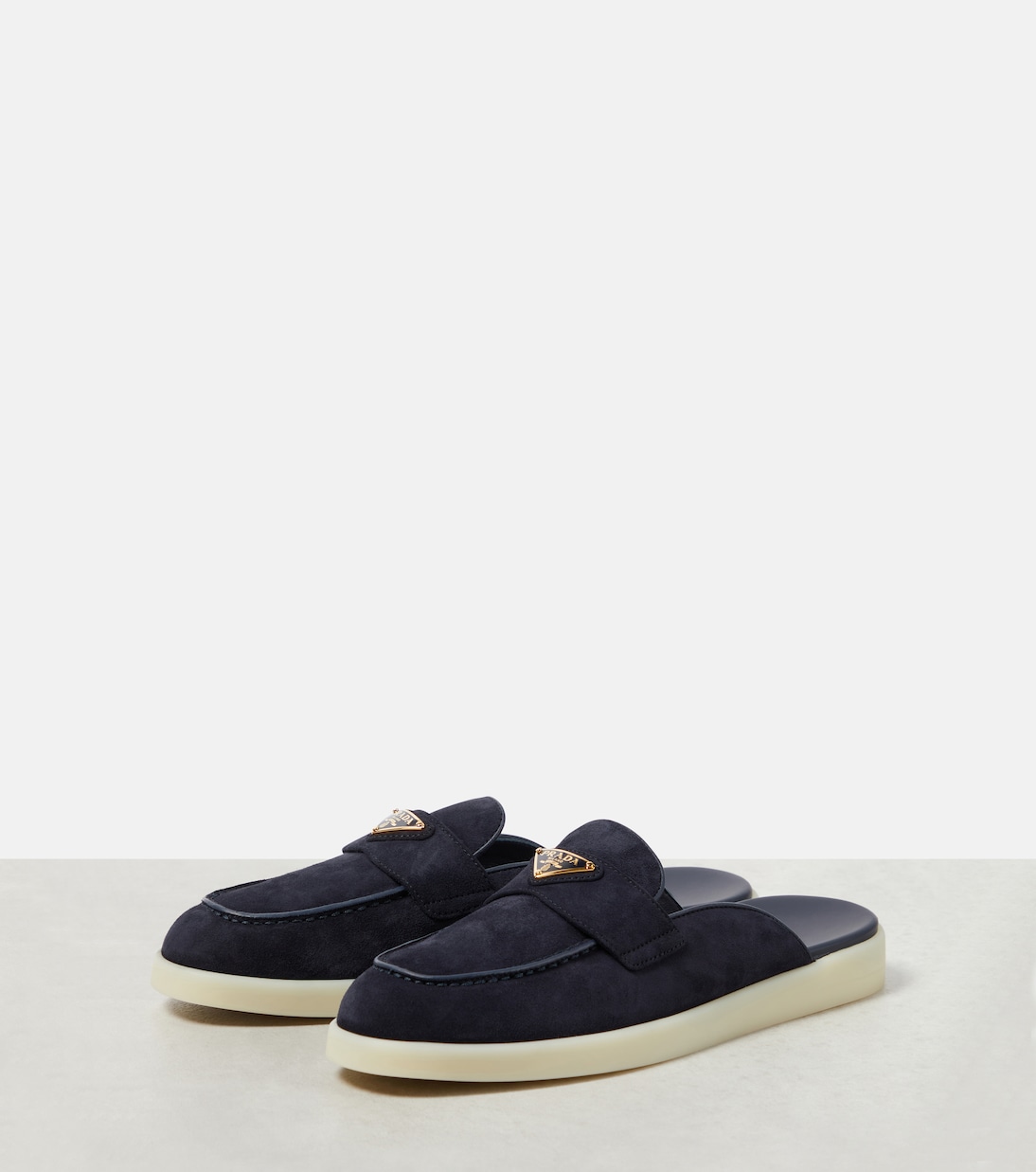 Slippers Saint Tropez en daim | Prada